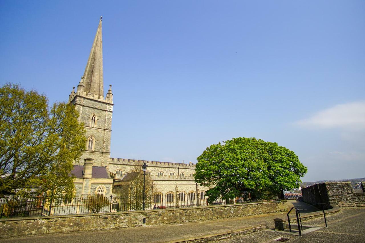 The Church Wall Apartment Londonderry Luaran gambar